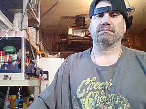 Snapshot of clitstitsandbongrips chatting on January 28, 4:08 am clitstitsandbongrips online show from January 28, 4:08 am