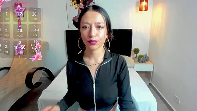 Snapshot of Scarlett__bell chatting on February 12, 12:44 pm Scarlett bell online show from February 12, 12:44 pm