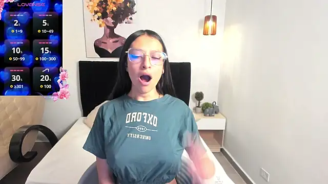 Snapshot of Scarlett__bell chatting on February 26, 12:47 pm Scarlett bell online show from February 26, 12:47 pm