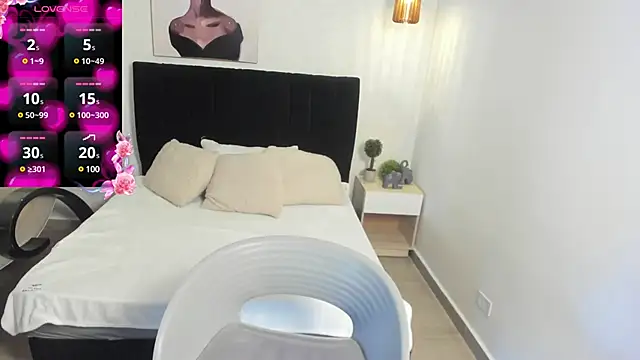 Snapshot of Scarlett__bell chatting on March 19, 1:07 pm Scarlett bell online show from March 19, 1:07 pm