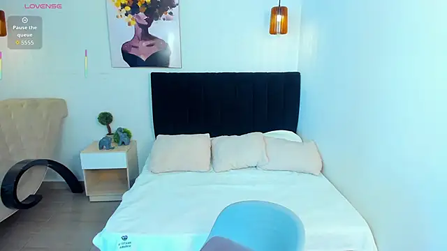 Snapshot of Scarlett__bell chatting on October 3, 1:30 pm Scarlett bell online show from October 3, 1:30 pm