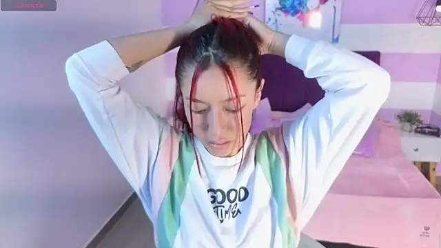 Snapshot of Scarlett__bell chatting on November 24, 1:22 pm Scarlett bell online show from November 24, 1:22 pm