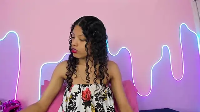 Snapshot of Mingie_Rouse chatting on March 10, 11:53 am Mingie Rouse online show from March 10, 11:53 am