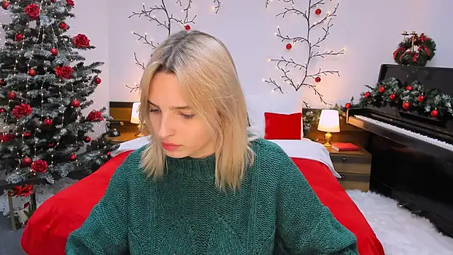 tendermeow online show from December 12, 8:21 pm
