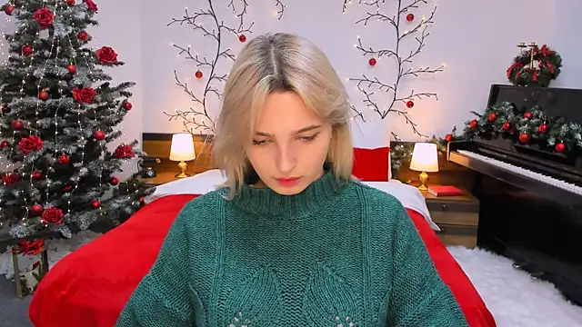 tendermeow online show from December 12, 11:25 pm