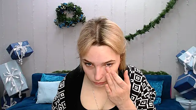 tendermeow online show from December 15, 9:13 am