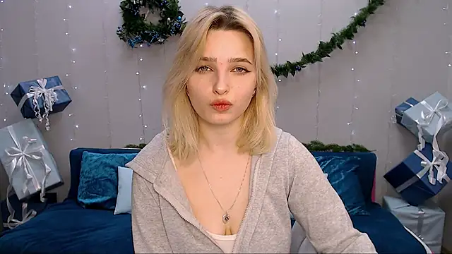 tendermeow online show from December 19, 4:35 pm