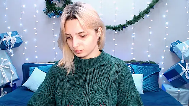 tendermeow online show from December 26, 1:10 pm
