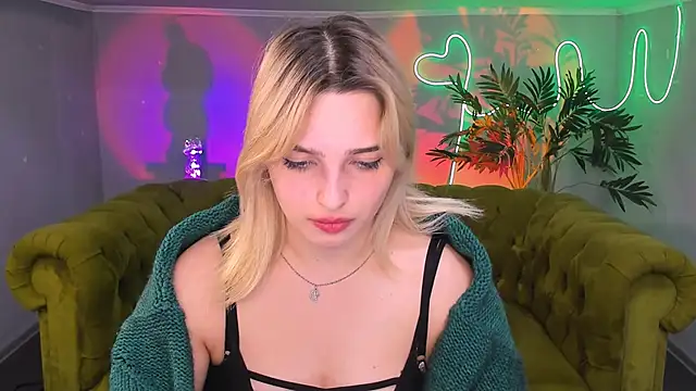 tendermeow online show from February 5, 1:33 pm