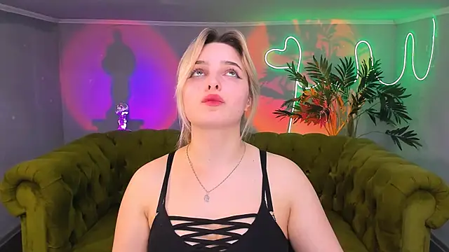 tendermeow online show from February 5, 4:36 pm