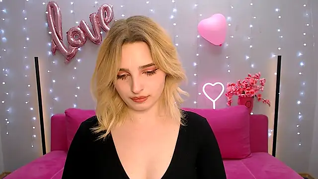 tendermeow online show from February 12, 11:20 pm