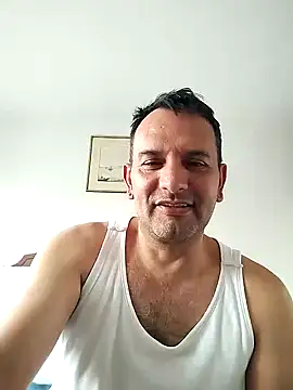 RogueTraveler online show from January 27, 6:20 pm