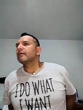 RogueTraveler online show from September 18, 2:57 am