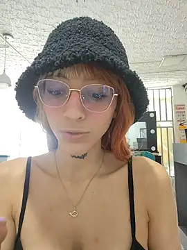 Dani pegin online show from May 25, 3:07 pm