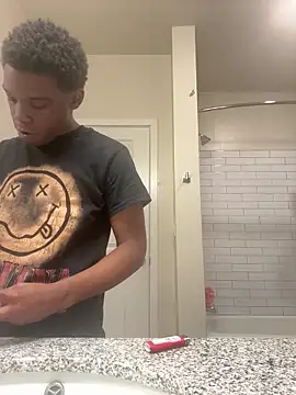 Snapshot of TransboyJay chatting on February 13, 6:59 pm TransboyJay online show from February 13, 6:59 pm