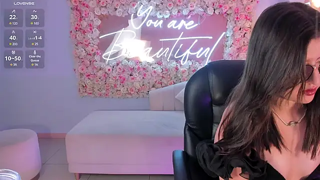 Snapshot of AmberFarrell chatting on January 16, 7:52 pm AmberFarrell online show from January 16, 7:52 pm