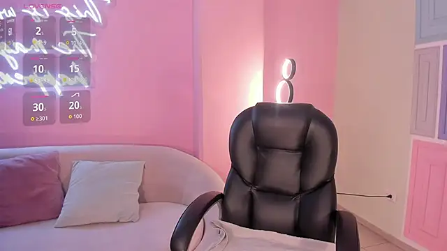 Snapshot of AmberFarrell chatting on February 13, 8:16 pm AmberFarrell online show from February 13, 8:16 pm