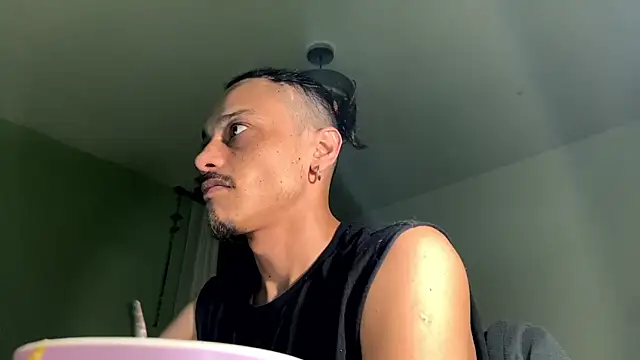 villanocat online show from September 26, 2:26 am