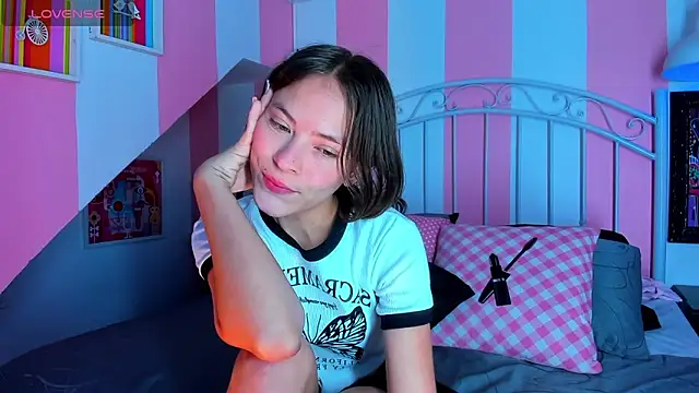 Liah Grey8 online show from December 16, 10:56 pm