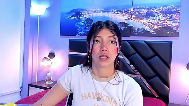 KimberlyVillaLobos online show from April 9, 11:59 am