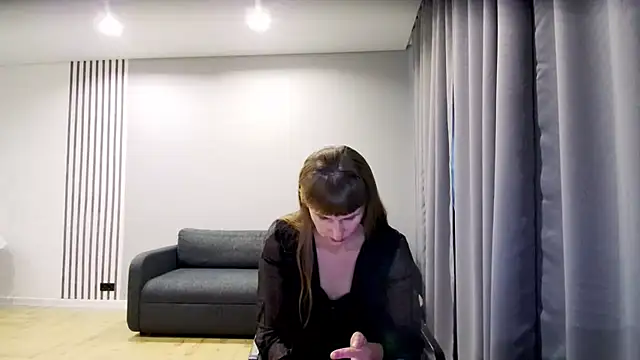 Daniella Lorente online show from January 11, 8:43 am