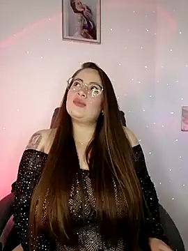 soofy   online show from October 10, 2:43 am