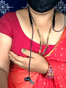 Snapshot of Queen_sakshi chatting on March 17, 5:16 pm Queen sakshi online show from March 17, 5:16 pm