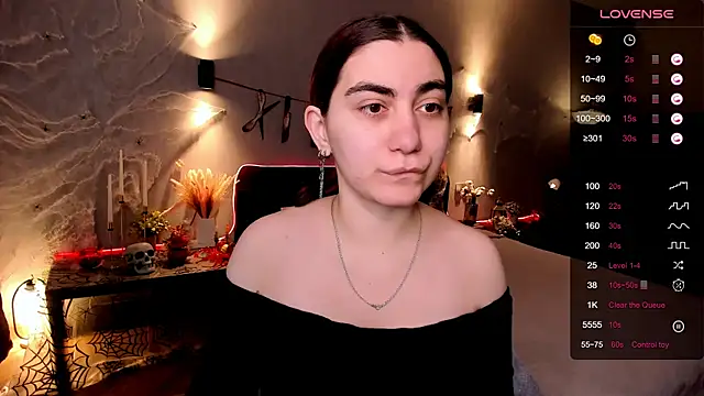 hannacheekss  online show from October 27, 1:53 am