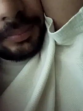 Snapshot of mohitsexy12 chatting on February 12, 8:37 pm mohitsexy12 online show from February 12, 8:37 pm