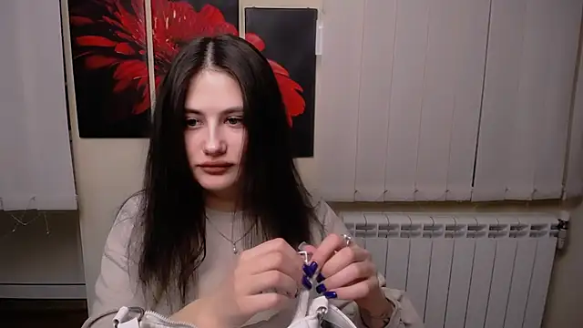 Snapshot of AliceSexyyy_ chatting on January 14, 1:38 pm AliceSexyyy  online show from January 14, 1:38 pm