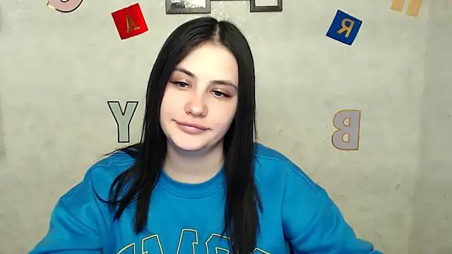 Snapshot of AliceSexyyy_ chatting on February 17, 4:15 pm AliceSexyyy  online show from February 17, 4:15 pm
