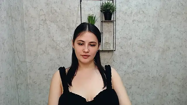 Snapshot of AliceSexyyy_ chatting on February 18, 9:20 pm AliceSexyyy  online show from February 18, 9:20 pm