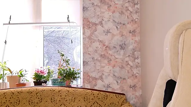 showmeparadise online show from February 27, 2:50 pm