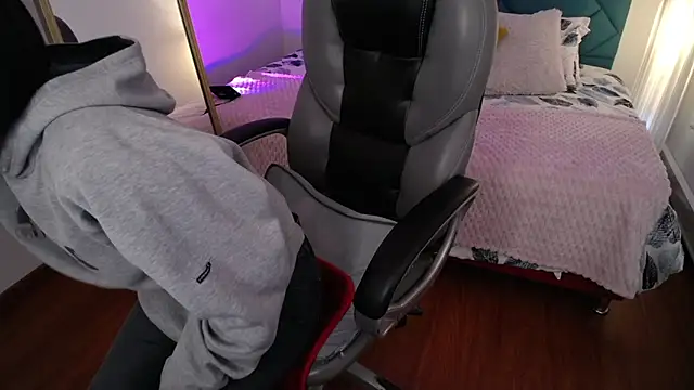 Escarlett Wii online show from January 30, 12:48 pm