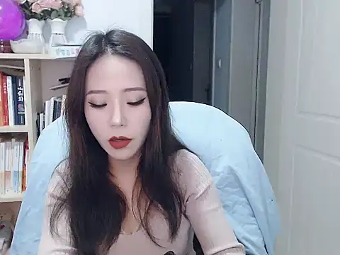 SuSushi728 online show from February 25, 4:05 pm