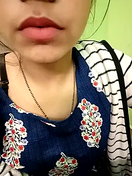 EACH 555 online show from December 13, 7:53 pm