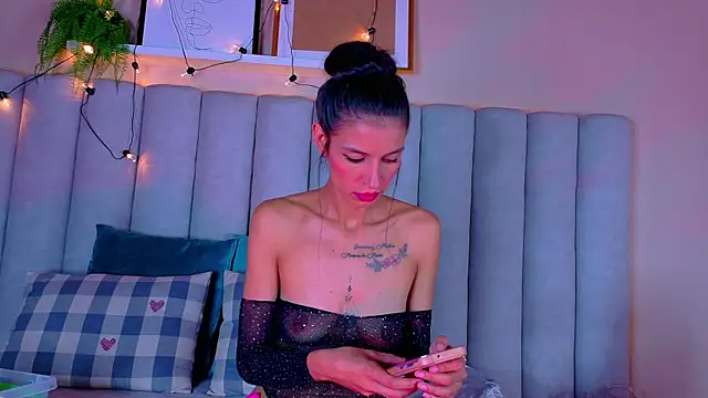 Snapshot of ChanelAdamss_ chatting on October 15, 3:06 am ChanelAdamss online show from October 15, 3:06 am