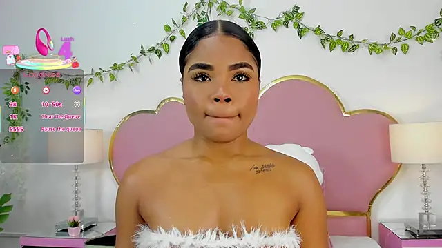 NahiaraReina online show from September 11, 1:22 pm