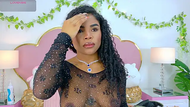 NahiaraReina online show from October 15, 1:44 pm