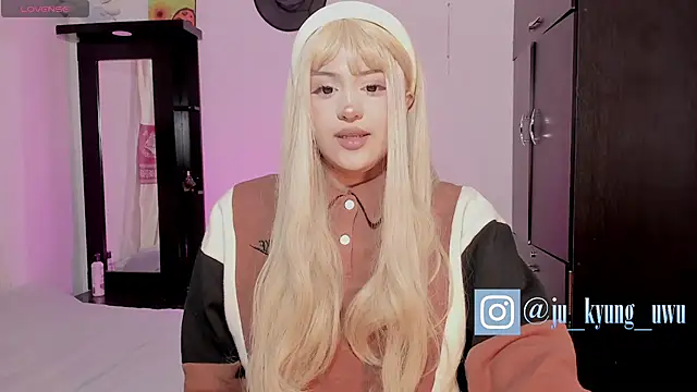 Ju Kyung online show from December 19, 8:56 am