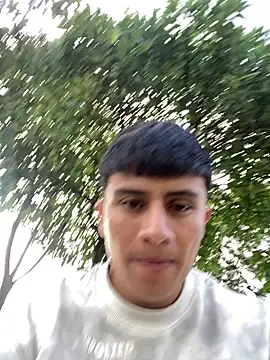 Snapshot of The__Rodriguez chatting on May 7, 2:44 pm The Rodriguez online show from May 7, 2:44 pm