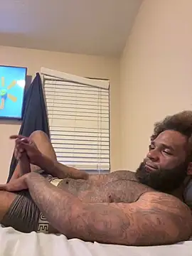 Snapshot of GoodGirlLover13 chatting on February 25, 12:36 am GoodGirlLover13 online show from February 25, 12:36 am