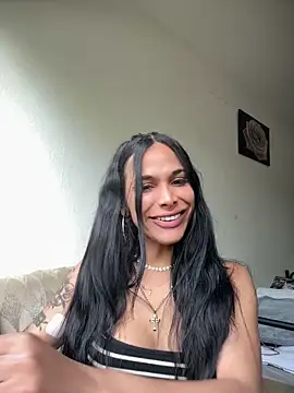 charris stefannia online show from May 3, 7:25 am