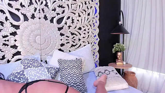 Mindy sweety online show from October 6, 11:40 am