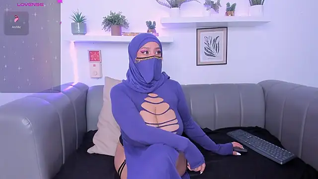 cloe sirena online show from March 12, 2:34 pm