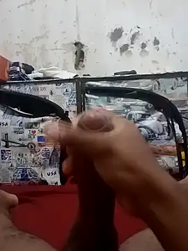 Snapshot of kaua_rola_de_mel chatting on December 5, 12:55 pm kaua rola de mel online show from December 5, 12:55 pm