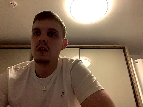 Snapshot of neilho1 chatting on September 9, 6:07 pm neilho1 online show from September 9, 6:07 pm