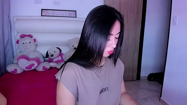 Snapshot of gaby_desire777 chatting on July 12, 4:36 am gaby desire777 online show from July 12, 4:36 am