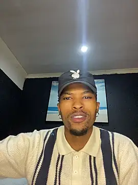 BlueIceCube online show from April 17, 7:50 pm