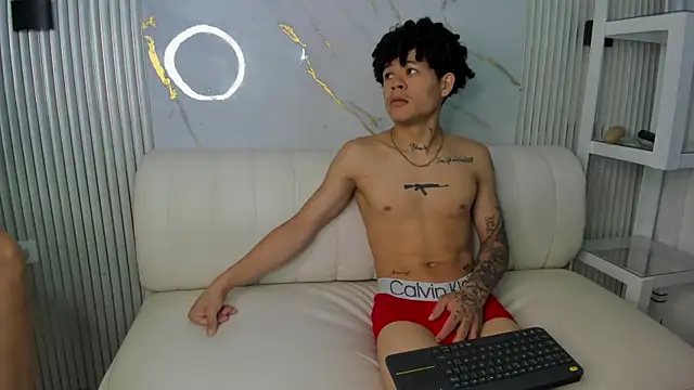 Nathasha gghh online show from December 8, 6:28 pm